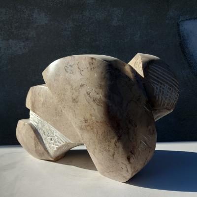 Nomade II | Marbre de Nicoya (Costa Rica) | 24x40x20cm| 2007